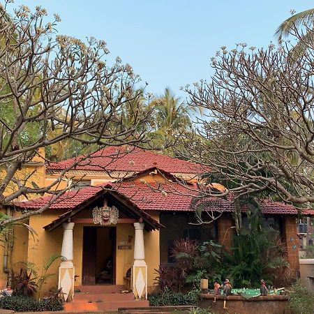 Casa Candolim Beach Front Exterior photo