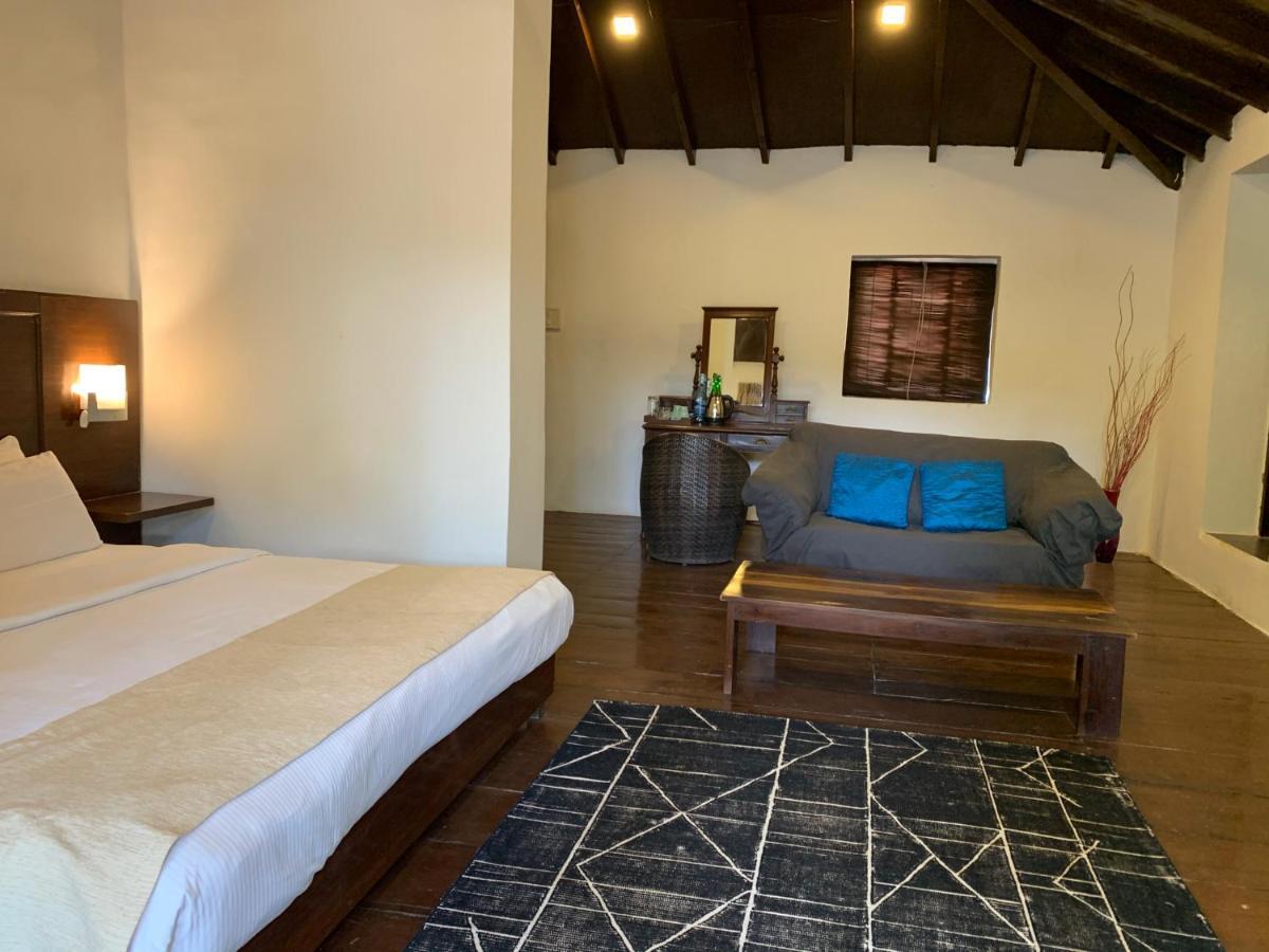 Casa Candolim Beach Front Exterior photo