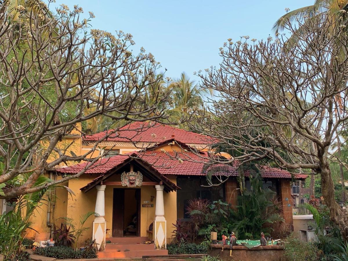 Casa Candolim Beach Front Exterior photo