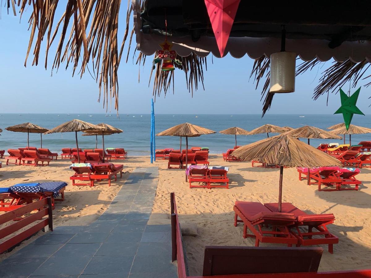 Casa Candolim Beach Front Exterior photo