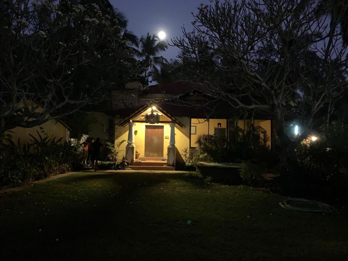 Casa Candolim Beach Front Exterior photo