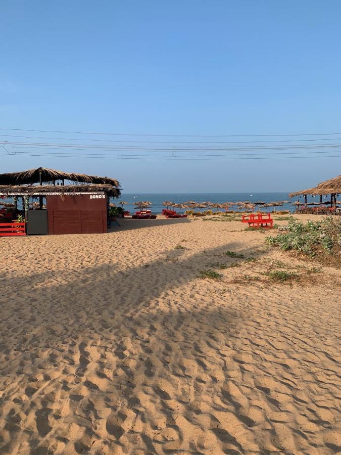 Casa Candolim Beach Front Exterior photo